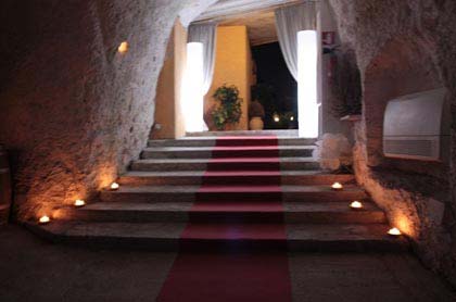 Feste di compleanno a Le Grotte a Roma: festeggia nelle grotte dell'Appia Antica